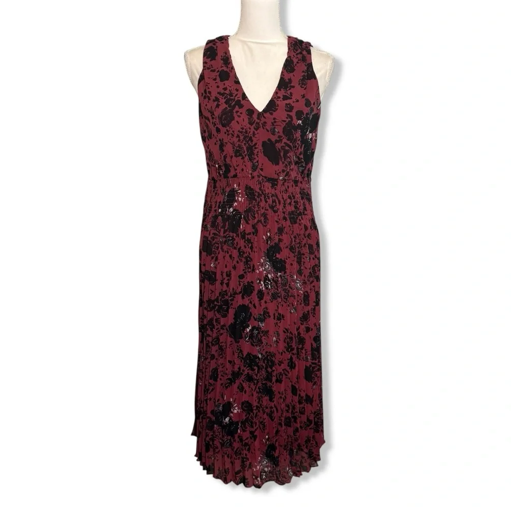 Just Taylor Sz 10 Burgundy Maroon Black Floral Print Sleeveless Maxi Dress VNeck
